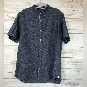 GAP men’s short sleeve button down